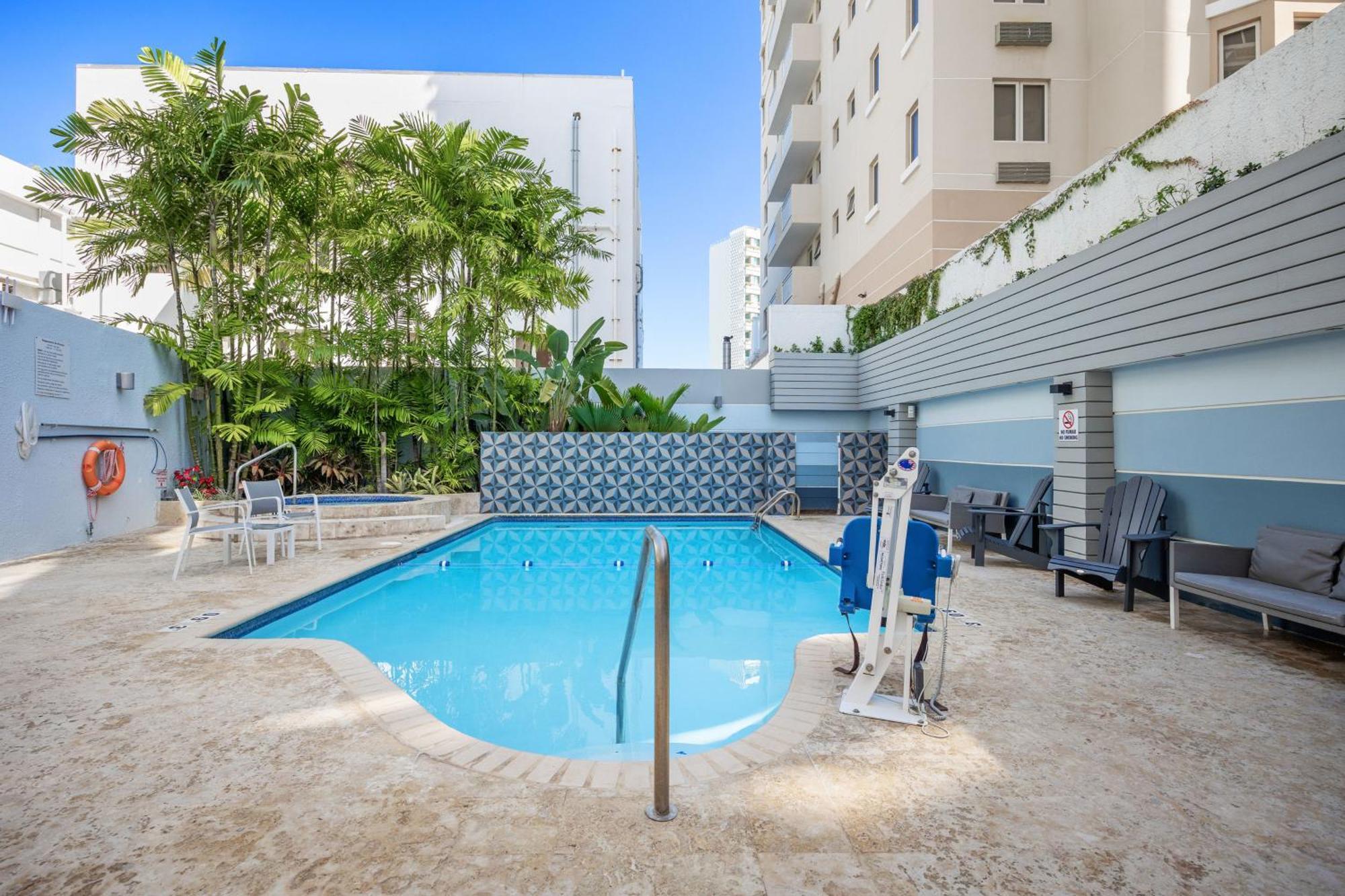 Holiday Inn Express San Juan Condado By Ihg Екстер'єр фото